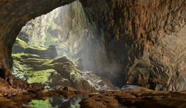 Son Doong cave – the largest cave in the world